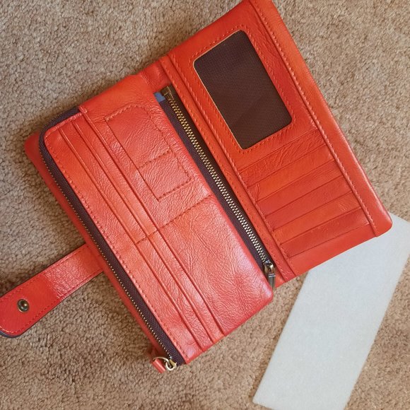 Leather red women's trifold wallet - Picture 2 of 5